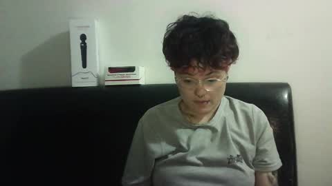 Megan and sophi online show from 02.24.25