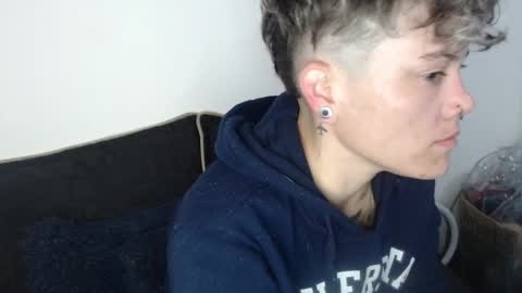 Megan and sophi online show from 09.20.25