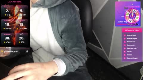 Megan and sophi online show from 12.20.25