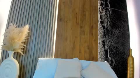 MEGAN COOPER online show from 10.23.25