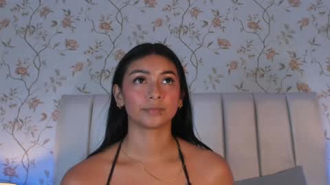 Snapshot of megan_cruzgb chatting on 02.04.25 Carolina Paez online show from 02.04.25