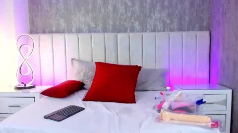 Snapshot of megan_cruzgb chatting on 02.18.25 Carolina Paez online show from 02.18.25