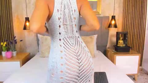 Snapshot of megan_cruzgb chatting on 09.09.25 Carolina Paez online show from 09.09.25