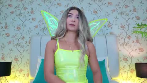 Snapshot of megan_cruzgb chatting on 10.14.25 Carolina Paez online show from 10.14.25