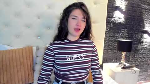     online show from 03.04.25