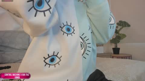 Megan online show from 10.03.25