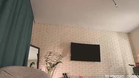 Megan online show from 03.16.26