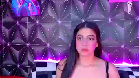 Snapshot of megan_jenner1 chatting on 09.23.25 megan_jenner1 online show from 09.23.25