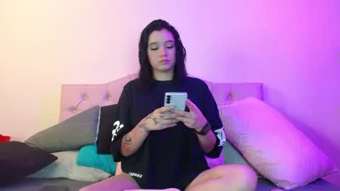 Snapshot of megan_lr chatting on 07.17.26 Valentina online show from 07.17.26