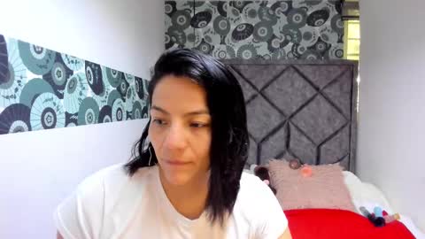 Snapshot of megan_milf_ chatting on 09.14.25 M E G A N online show from 09.14.25