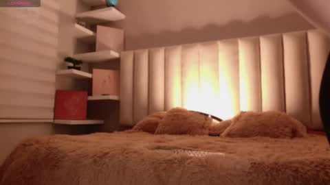     online show from 10.08.25