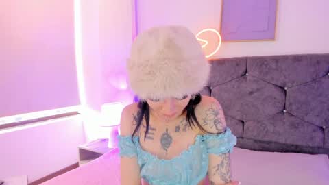 megan_morphy online show from 04.08.26