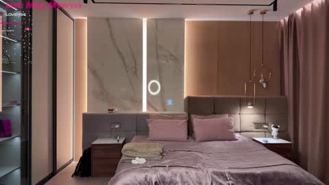 Snapshot of megan_myersss chatting on 02.20.25 Megan   inst meg myersss online show from 02.20.25