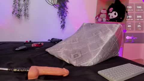 Megan  online show from 01.11.26