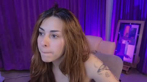                 Laura                 online show from 05.30.26