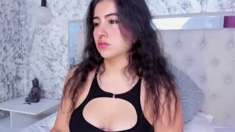 MEGAN  online show from 10.04.25