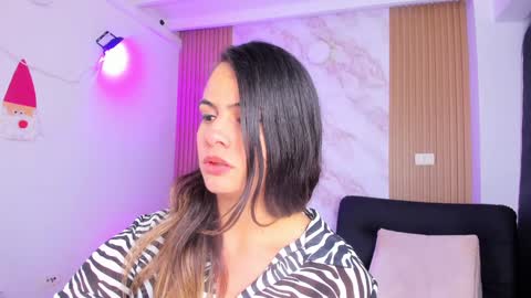 Snapshot of megan_star73 chatting on 01.19.25 Megan online show from 01.19.25