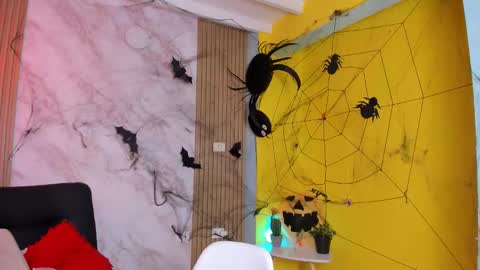 Megan online show from 10.30.25