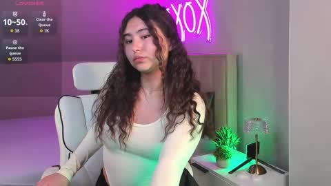 Megan online show from 09.18.25