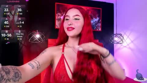 Snapshot of megan_wolf_1 chatting on 10.01.25  Megan  Online 1200am To 600 am Colombian time online show from 10.01.25