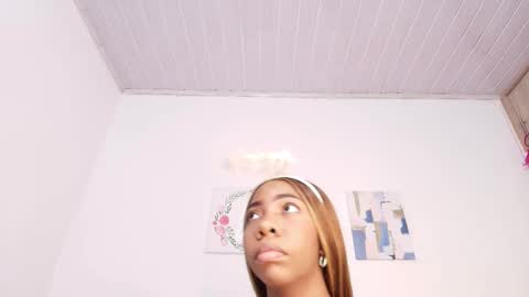 Snapshot of meganbarko chatting on 10.02.25 megan online show from 10.02.25