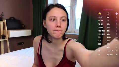 Snapshot of megancooks chatting on 11.17.25 Michelle online show from 11.17.25