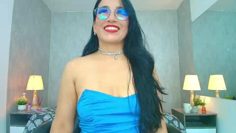 Snapshot of megandiamont_fg chatting on 06.02.26 Megan online show from 06.02.26
