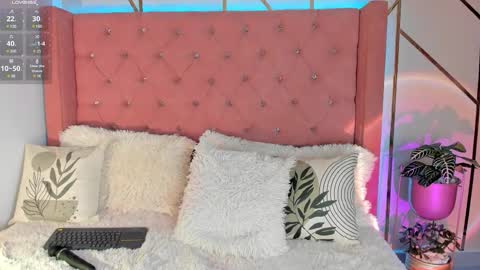 Snapshot of meganfox9 chatting on 03.06.25 Megan Nice to meet you  online show from 03.06.25