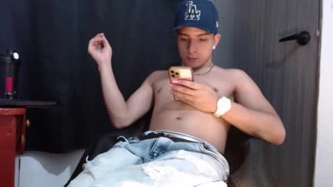 Snapshot of meganfoxvip chatting on 04.09.26 Megan online show from 04.09.26