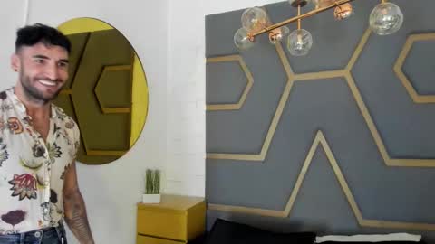 Megan Hofman online show from 10.07.25