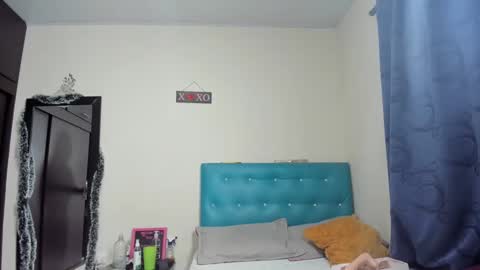 Snapshot of meganhotxx2 chatting on 12.14.24 megan online show from 12.14.24