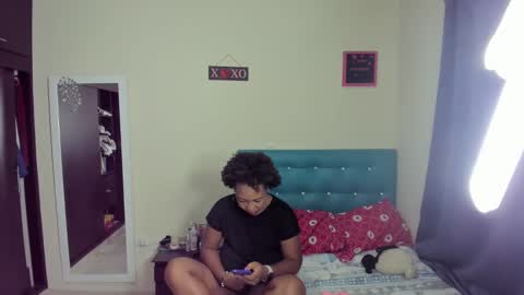 Snapshot of meganhotxx2 chatting on 02.20.25 megan online show from 02.20.25
