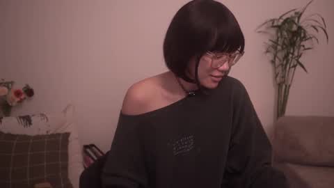 Snapshot of meganmei666 chatting on 10.01.25  for more 3 online show from 10.01.25