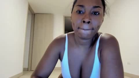 meganmir1 online show from 01.22.25