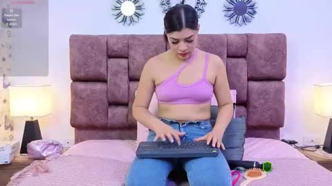 MeganM online show from 02.02.26