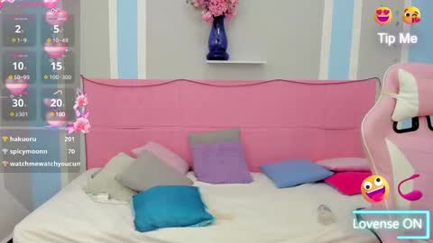 Megan Queen online show from 02.26.25