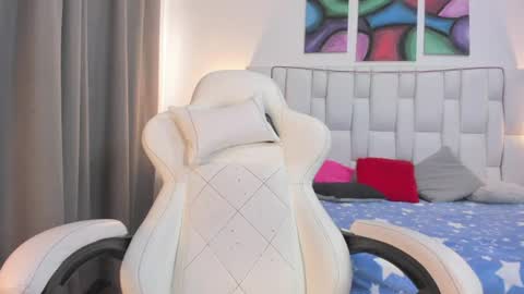 Megan Queen online show from 07.03.26