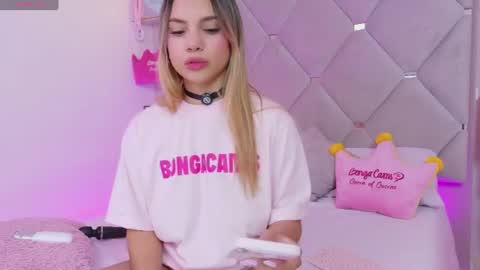 Snapshot of meganrosse__ chatting on 07.03.26 Megan online show from 07.03.26