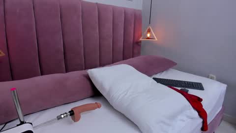 Megan  online show from 01.29.25