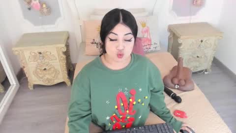 Megan online show from 12.21.25