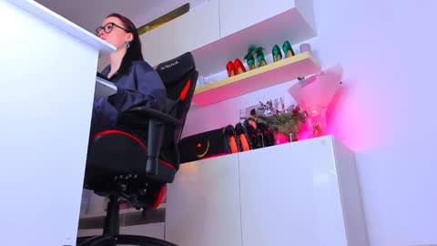 Megan online show from 01.06.26