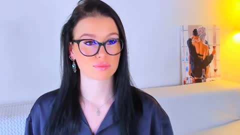 Megan online show from 04.25.26