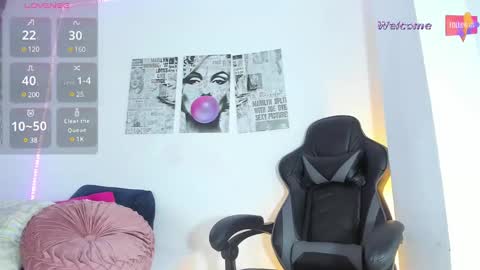 Snapshot of megantarly09 chatting on 01.25.25 MEGAN online show from 01.25.25