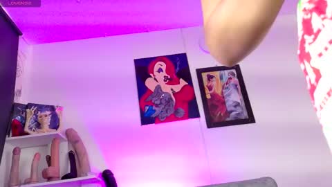 Megan online show from 01.18.26