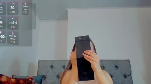 megansammy online show from 11.04.25