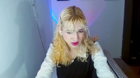 meghan_devil_ online show from 03.05.26