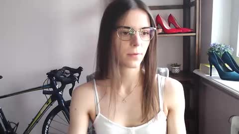 Megi online show from 02.12.26