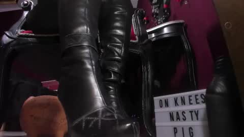 Goddess Sara online show from 01.08.26