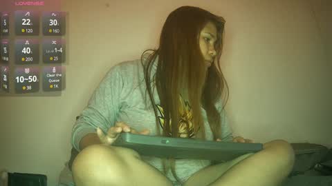 Snapshot of meichangcb chatting on 12.05.24 mei chang online show from 12.05.24