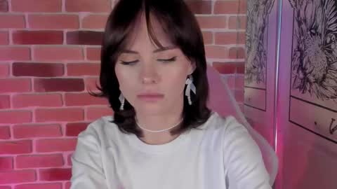 Snapshot of mekepo chatting on 10.05.25 Katie Payne online show from 10.05.25